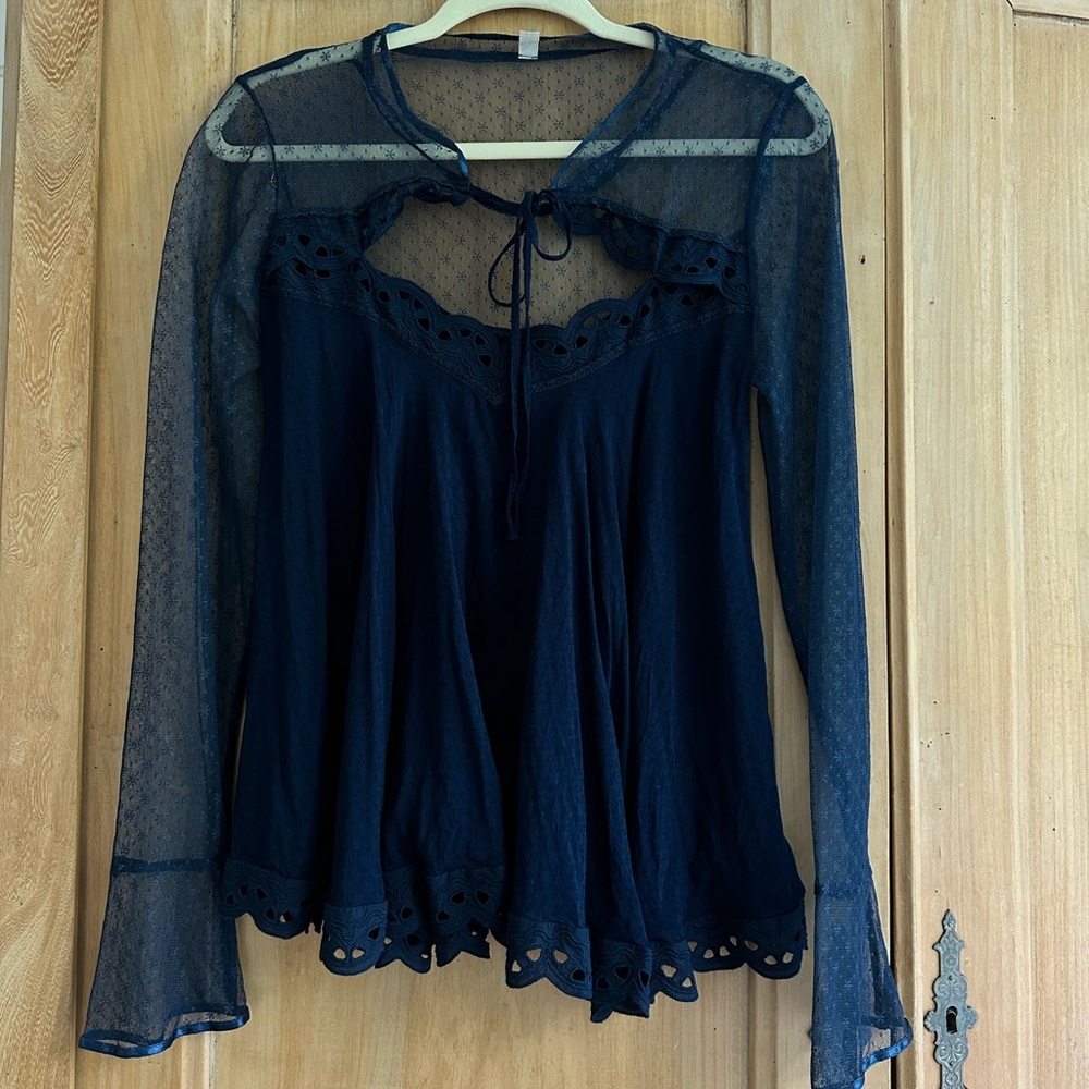 Free People Navy Lace Blouse Boho Stunning Size Large